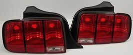 N) Set of 2 Ford Mustang Rear Tail Light Lens 2005 - 2009 D2ZNA - £46.77 GBP