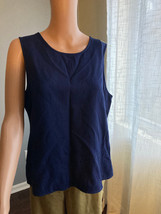 Women&#39;s Croft &amp; Barrow Large Blue Tank with Embroidered Design, NWOT - £11.48 GBP
