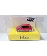 TOYOTA Vitz  Yaris LED Light Keychain Pink Red Pull Back Model Car - £17.19 GBP