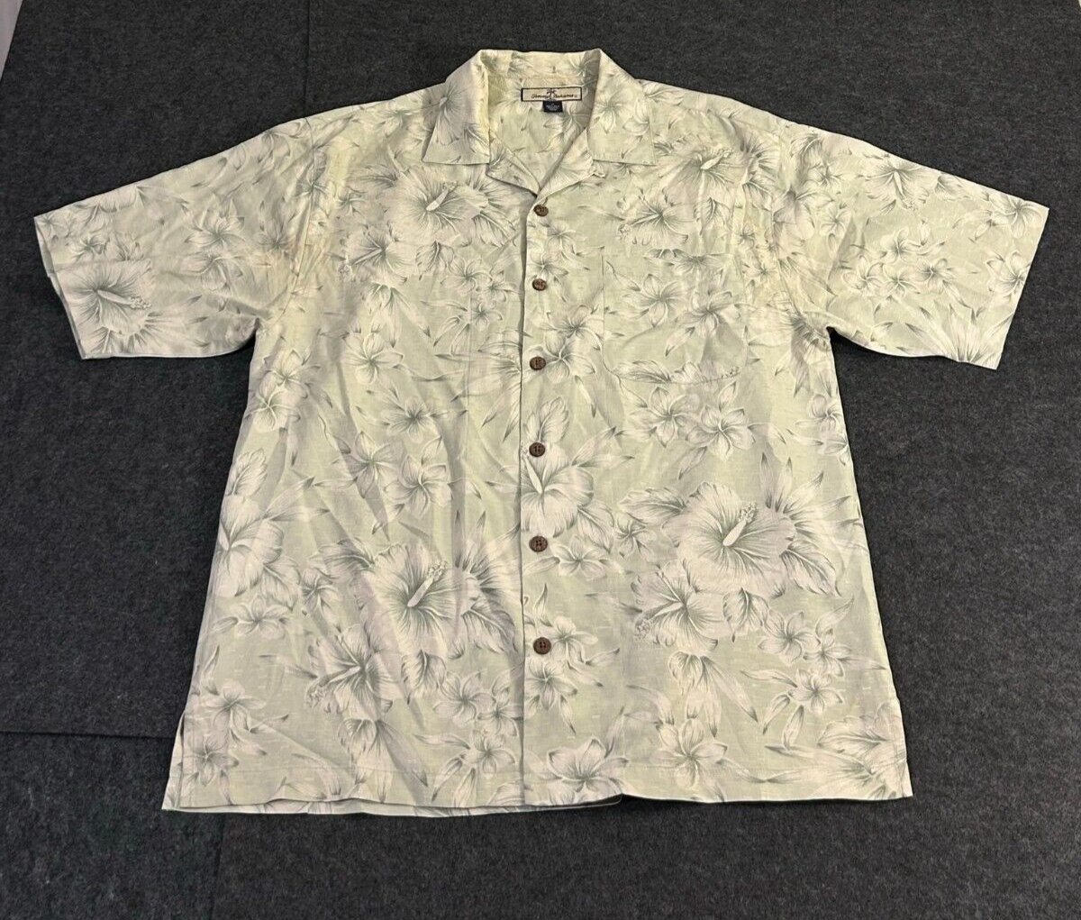 Primary image for Tommy Bahama Hawaiian Floral Silk Button Down Camp Shirt Men's Size Medium