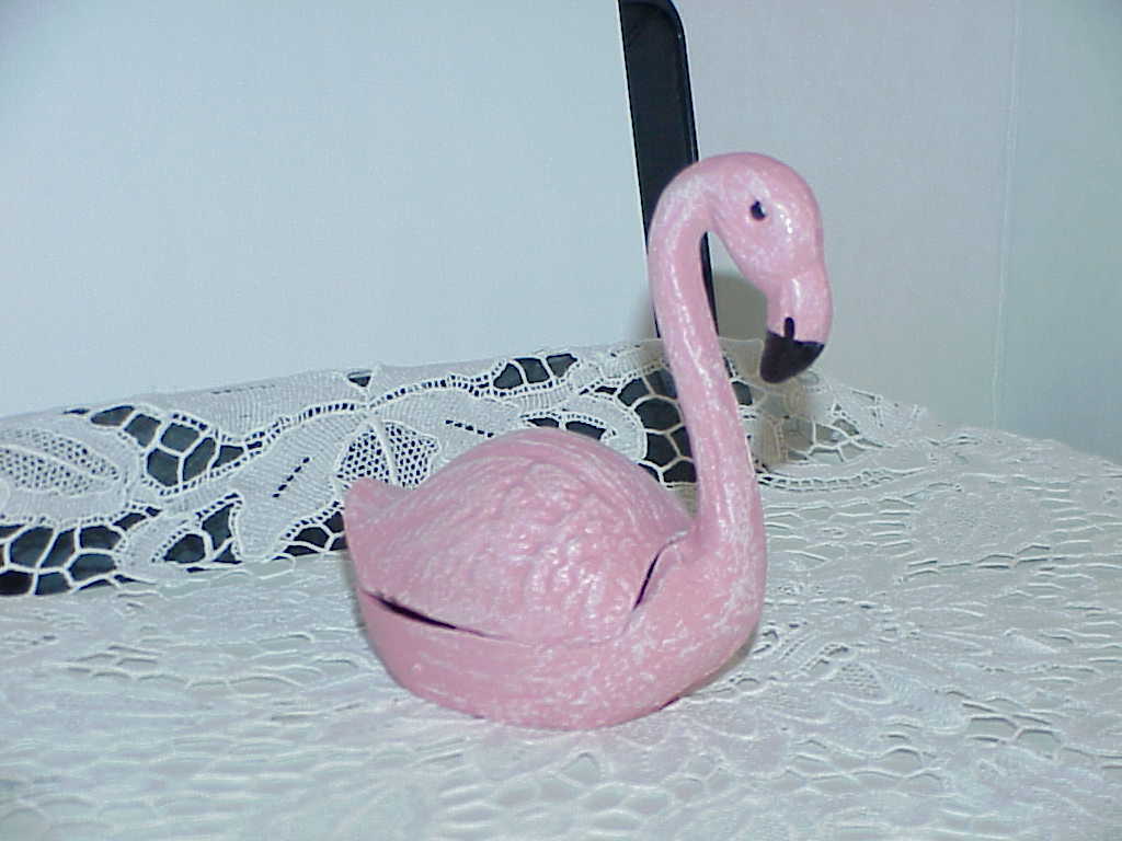 Swan Pink Cast Metal Trinket Box Tea Lite Candle holder Figure 2.5 x  3.... - $11.87