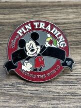 2008 Disney Hidden Mickey Pin Trading Around the World Mickey Pin KG JD - $145.48 MXN 2008 Disney Hidden Mickey Pin Trading Around the World Mickey Pin KG JD - $145.48 MXN