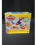 Play-Doh KITCHEN CREATIONS PIZZA SET 11 Piece Set With 5 Color Dohs NEW ... - $11.45