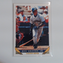 1993 Topps Ken Griffey Jr. card #179 - £43.32 GBP