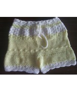 Women Shorts SIZE M - $1,505.34 MXN