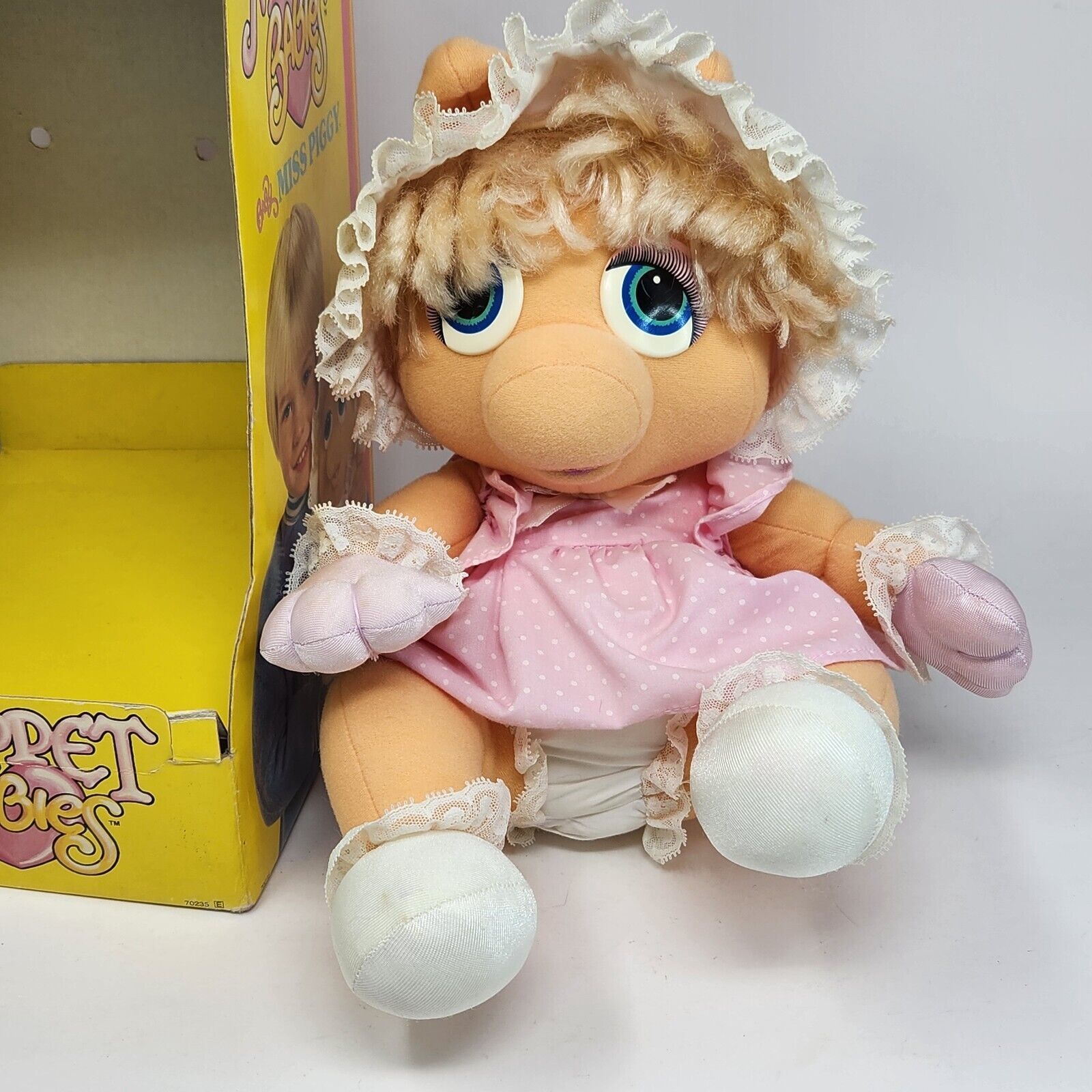 miss piggy pink dress Morbidelli Sesame Street in With Gloves Stuffed Animal Large Plush Toy Size 50cm/ 19,6, Sentimental Gift, Childhood Kermit finds himself locked away in a Siberian prison while Constantine takes his place Disney Plush - Miss Piggy