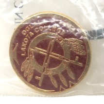 VTG NIP Oglala Lakota College Pin Kyle South Dakota Red &amp; Gold Colors - £31.35 GBP