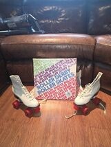 Vintage U982-28 Roller Skates By ROLLER DERBY SKATE White Leather Women'... - $55.95