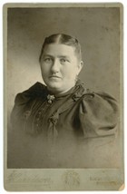 Circa 1890&#39;S Beautiful Id&#39;d Cabinet Card Woman Dress Brooch Harrison Chicago Il - £8.17 GBP