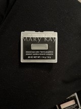 Mary Kay Mineral Eye Color Shadow Ivy Garden  Retired Color New .05 Oz - $11.99