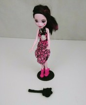 Monster High Draculaura Doll With Stand &amp; Accesories - £14.75 GBP