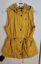 Womens S Love Tree Yellow Faux Fur Lined Removable Hooded Hooide Vest - $350.81 MXN