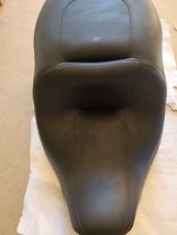 Harley Davidson Low Profile Touring Seat 24688 RDW-92/61-0067 Made In Usa - £136.09 GBP