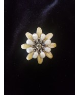 Vintage Cookie Lee Two Tone Rhinestone Flower Brooch Pin - $11.88