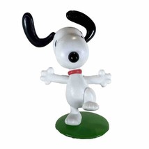 Snoopy P EAN Uts Pvc Figure Toy Running Hug Cake Topper 2.75” - £9.44 GBP