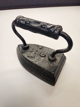 Unique Heavy Cast Iron Sad Iron Marked IXL 6 - £28.19 GBP