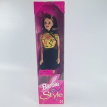 Barbie Style Fashion Avenue Doll Brunette / Red Hair 1998 Mattel #20767 Sealed - £19.24 GBP