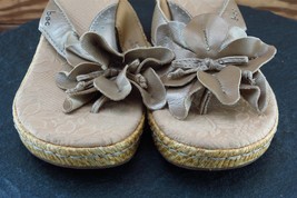 Born CONCEPT Sz 8 M Brown Flip Flop Leather Women Sandals Bc0679 - £15.88 GBP