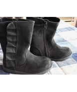 Cat and Jack girls boots sz.9 - $17.82