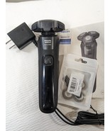 Philips Norelco Series 5000 S5588 Cordless Rechargeable Men’s Electric S... - $475.17 MXN