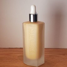 Kjaer Weis Invisible Touch Liquid Foundation F136 Ethereal NWOB - $573.16 MXN