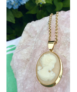 Lovely Ivory and White Cameo on Gold Chain - £31.79 GBP