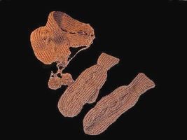 Vintage RETRO Childs Mittens+ Hat Hand Knit 1940S From Film Brown 100% Wool - €20,40 EUR