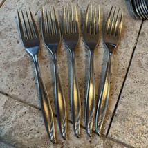 Wm. Rogers BERMUDA Pattern Stainless by Int. Silver Lot of 5 Dinner Forks 3 Sets - £14.47 GBP