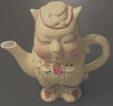 Tea Time Classics Jonal Ceramic Off White Pass &#39;n Boots Cat Floral Teapot 9.5&quot; - £18.57 GBP