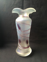 Vintage Freiherr Von Poschinger Artistico Nouveau Iridescente Viola 17.1cm Vaso - $169.26