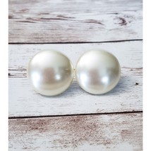 Vintage Screw On Earrings 7/8&quot; Pearlescent Circle - £9.56 GBP