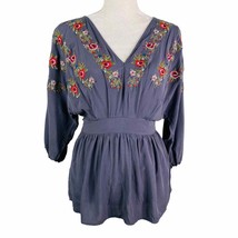 Entro Bohemian Blouse Small Gray Embroidered Flowers V-Neck 3/4 Sleeves ... - £19.93 GBP
