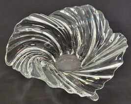 N) Clear Glass Swirl Design Fruit Bowl Square Ruffled Scalloped 11" x 11" - $19.79