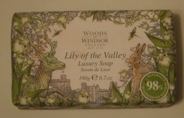 Woods of Windsor Lily of the Valley Luxury Bath Soap 6.7 oz Bar from England - £7.42 GBP