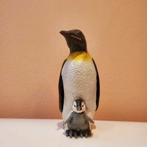 Penguin Figurine, Realistic, 2006 Safari PVC Animal, Emperor Penguin with Baby image 2