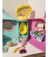 Littlest Pet Shop Get Better Center Version 2 comes with 2 Pets  - $746.34 MXN