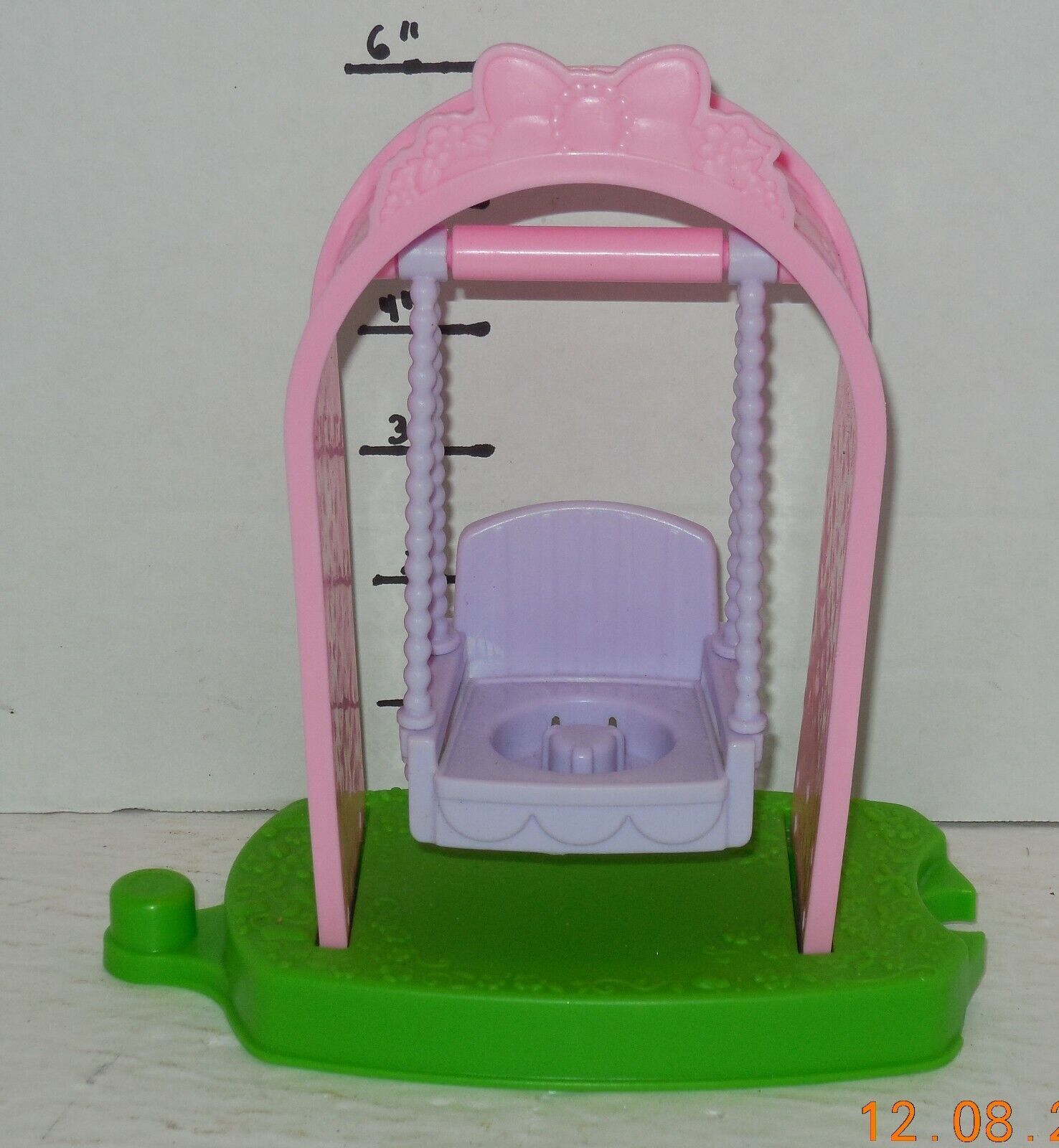 Primary image for Fisher Price Little People Garden Flower Swing with Arch Pink purple Rare green