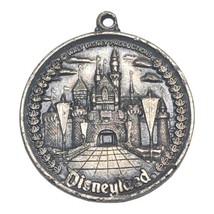 Vtg 80s Disneyland Park Silvered Bronze Medallion Theme Park Souvenir Key Chain - £22.25 GBP