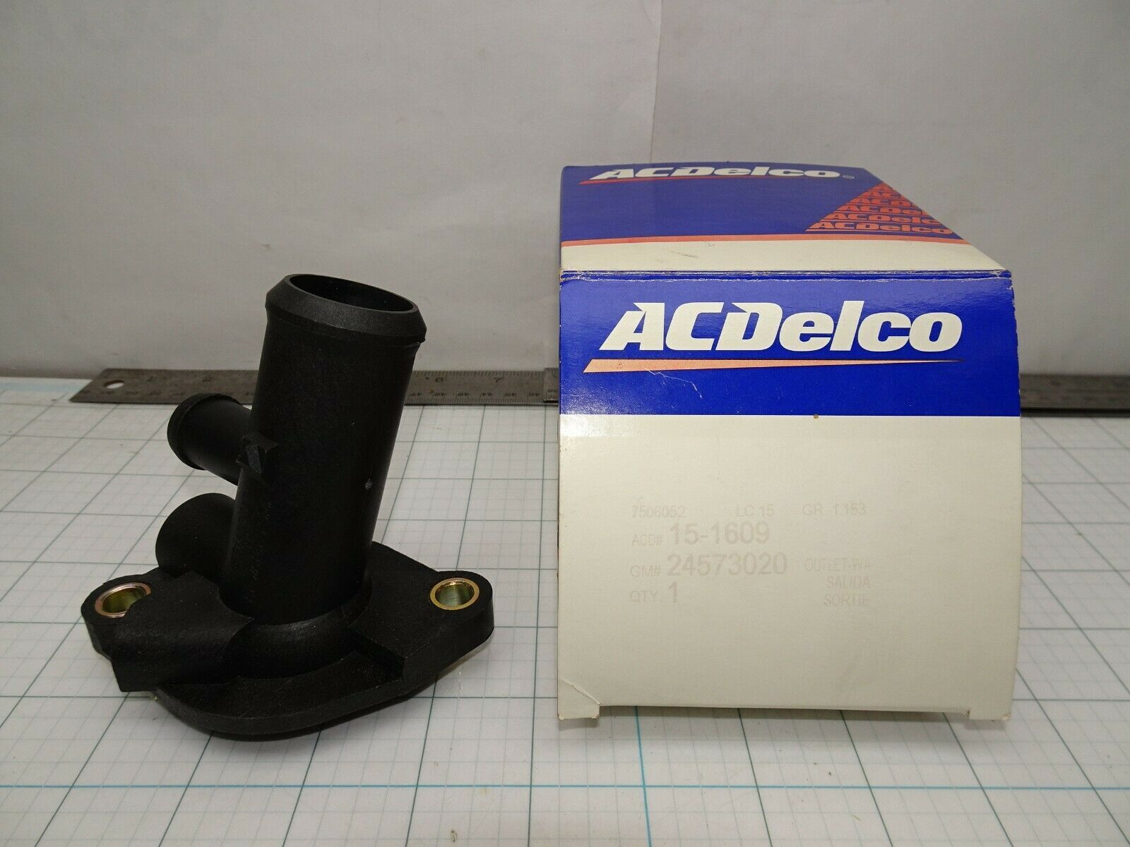 GM 24573020 Water Outlet thermostat Housing 15-1609 OEM NOS General Motors - $23.20
