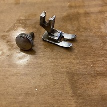 VTG Modern Sewing Machine Z11872 Replacement OEM Part Presser Foot - £12.03 GBP