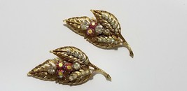 Vintage Costume Jewelry TWO LEAF BROOCHES Faux Pink Stone &amp; Rhinestone Fabulous - £5.37 GBP