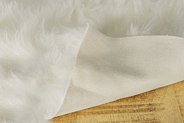 4' X 6' Off White Faux Sheepskin Washable Area Rug - $219.36 CAD