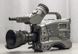 NEW JVC GY-DV500 Professional DV miniDV Camcorder - £785.56 GBP