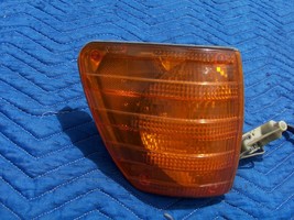 1976 MERCEDES 450 SE SEL RIGHT MARKER LIGHT CORNER TURN OEM USED ORIG 13... - $2,691.82 MXN