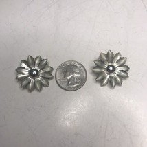 Vintage Coro Clip On Earrings Silver Tone Floral - £9.59 GBP