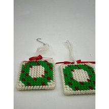 Pair of Vintage Yarn Christmas Wreath Christmas Ornaments - $9.50