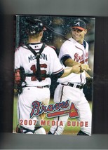 2007 Atlanta Braves Media Guide MLB Baseball Smoltz Jones McCann Renteria Hudson - £19.49 GBP
