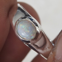 Australian Mintabie Solid Opal Sterling Silver Ring - £51.95 GBP