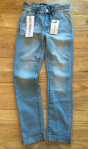 Ashley Mason Juniors High Rise Denim Jeans Paper Bag Waist Light Wash Size 3 NEW - £19.69 GBP