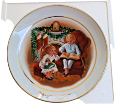 Collectible 1983 Avon Plate “Enjoying The Night Before Christmas” + Original Box - £3.99 GBP